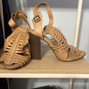 Slightly worn Heels 8.5